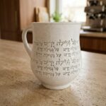 נטלה גוון לבן כתוביות