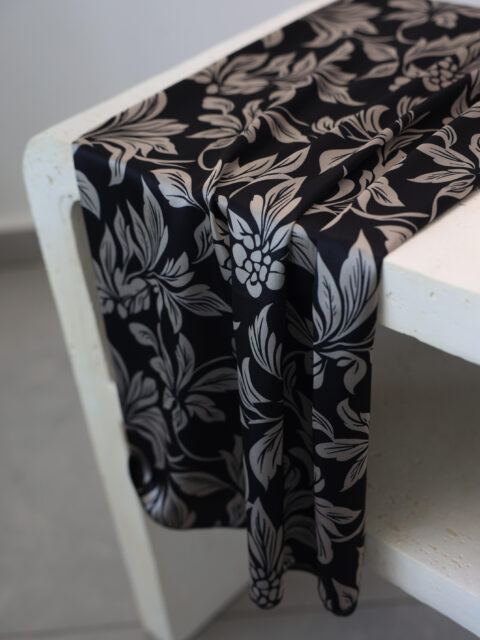 דגם שחור בז סטן-לונג