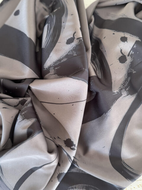 דגם שחור אפור בטון סטן-לונג