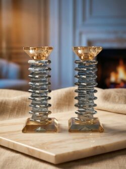 פמוטים מושחרים בשילוב זהב