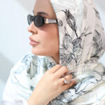 דגם פרח שחור בד-לונג