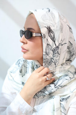 דגם פרח שחור בד-לונג