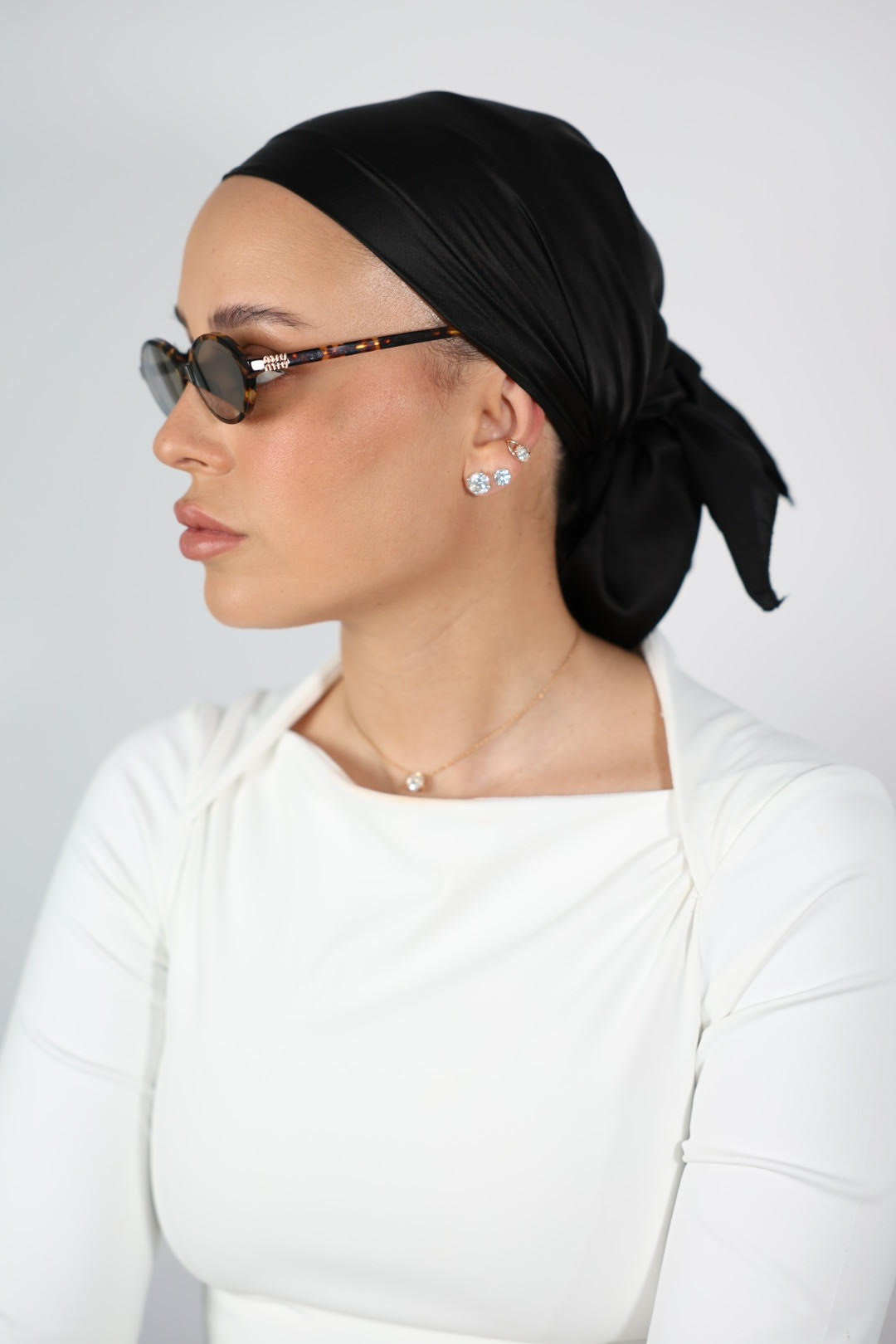 unnamed (34) דגם שחור סטן לערב- חצי כיסוי – תמונה 1